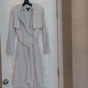 Trench coat lightweight